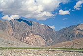 Ladakh - the road to Pangkong lake